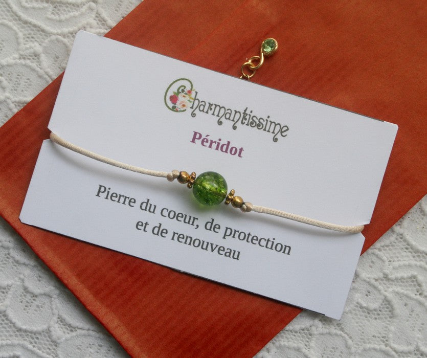 Bracelet péridot sur cordon fin pour femme