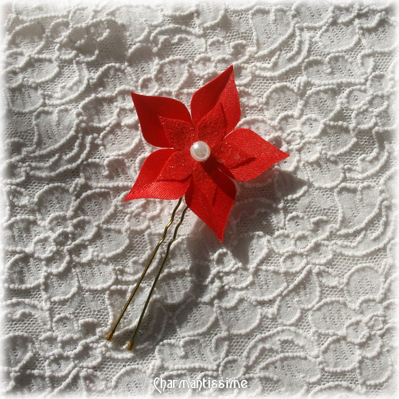 Bijou de cheveux rouge et blanc. Pic à cheveux fleur étoile rouge en satin organza pour chignon de mariée. Accessoire de coiffure personnalisable en 20 couleurs