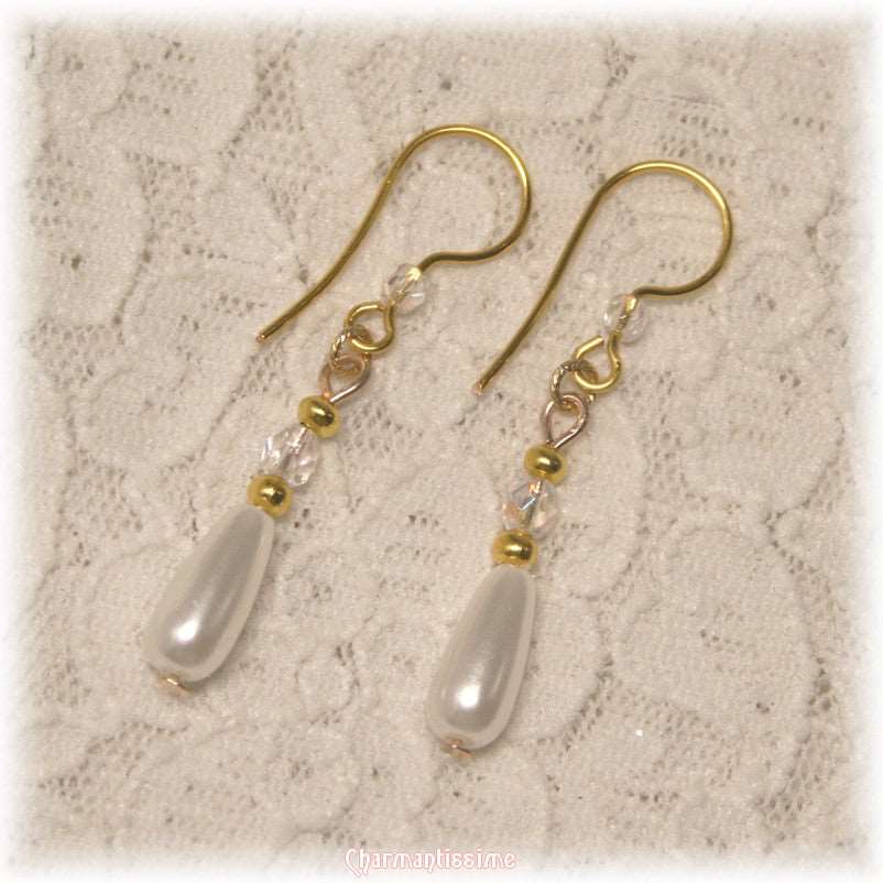 Boucles d'oreilles mariée bohème, perles gouttes, blanc, doré, cristal
