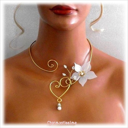 parure collier mariage coeur fleur blanche mariee boheme personnalisable sur mesure