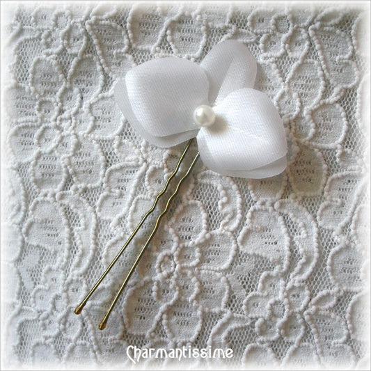 Bijou de cheveux fleur blanche - Pic à chignon orchidée en satin blanc pour mariée