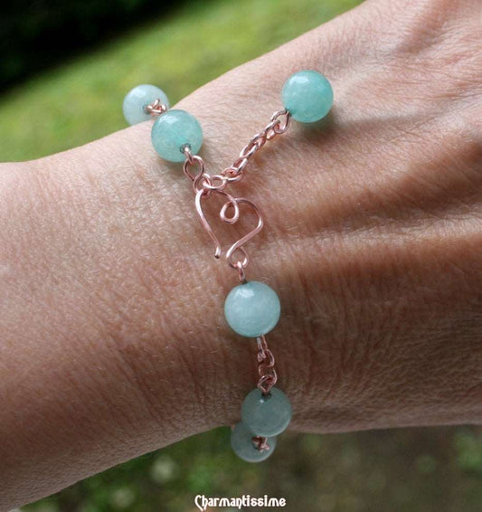 joli bracelet chapelet boho chic en perles d'amazonite bleu turquoise et maillons infini et coeur or rose gold