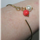 Bracelet femme jonc laiton doré or Pampilles perles nacre et Jade “rose-corail”, style boho-chic 