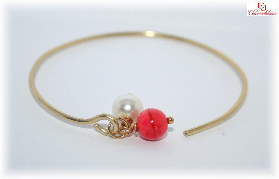Bracelet jonc métal doré Perles nacre et Jade rose-rouge, style moderne romantique