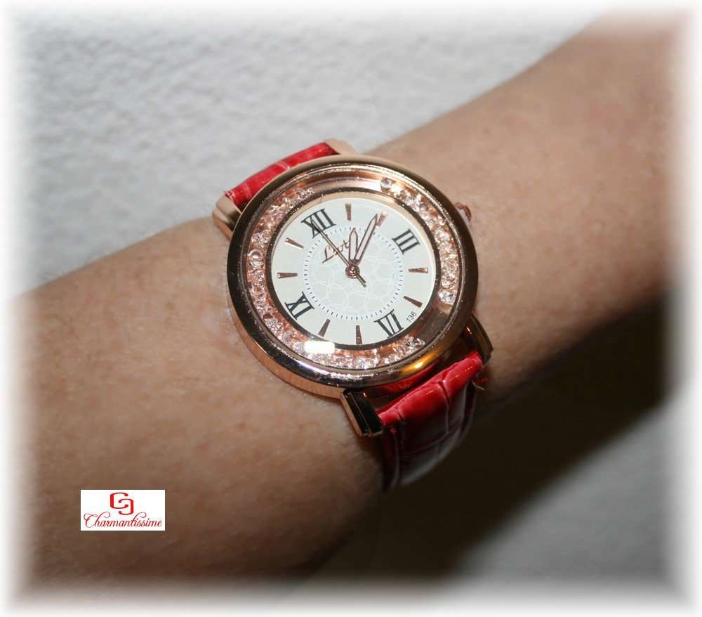 Grande montre femme rose gold strass et effet cuir rouge pas cher